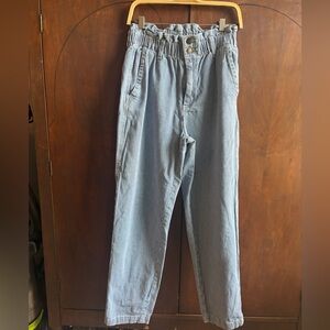 Universal Thread High-Waist Light Blue Pinstripe Paperbag Pants -- Size 4